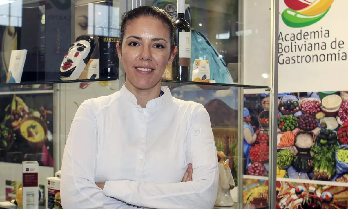 Camila Lechin representa a Bolivia como país invitado en la feria Alicante Gastronómica. 