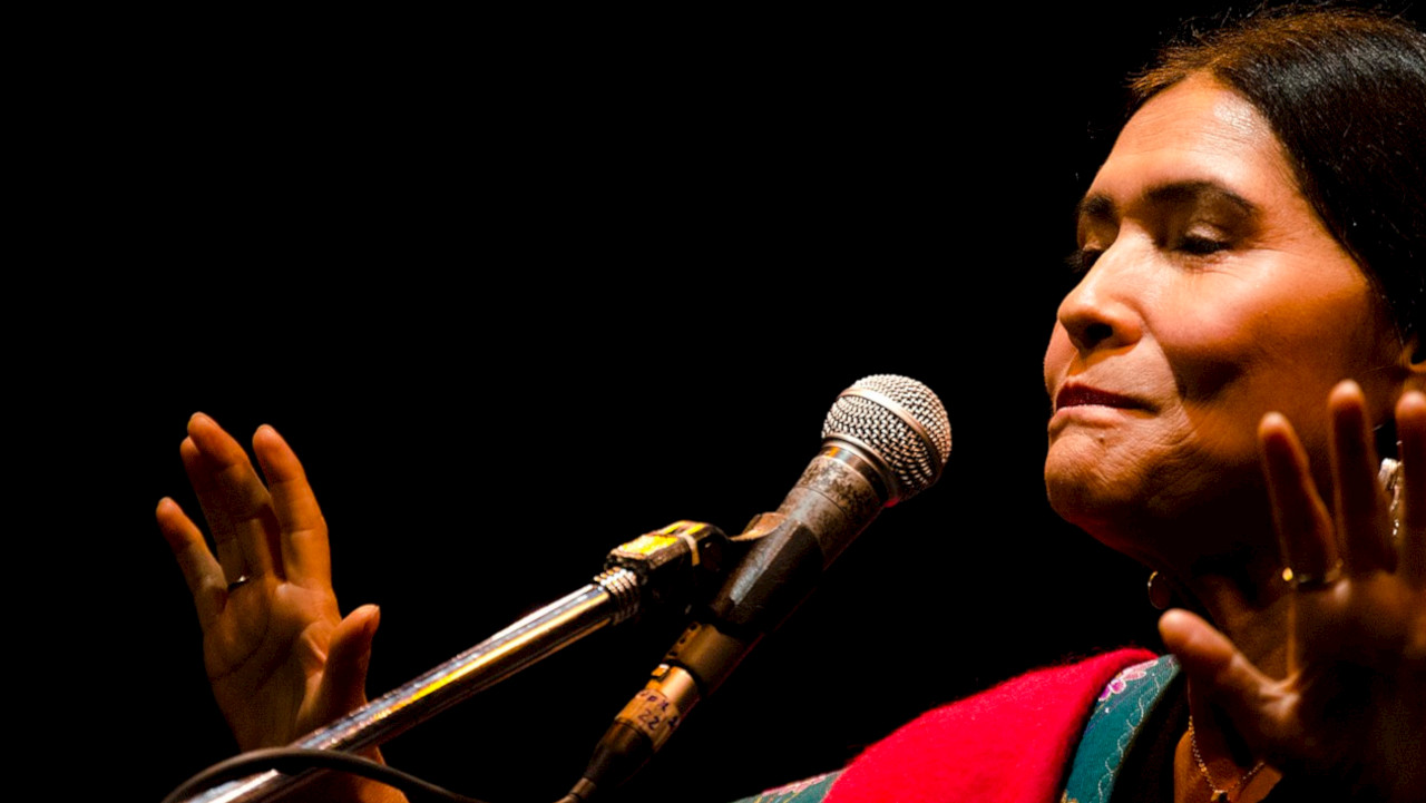 Luzmila Carpio 